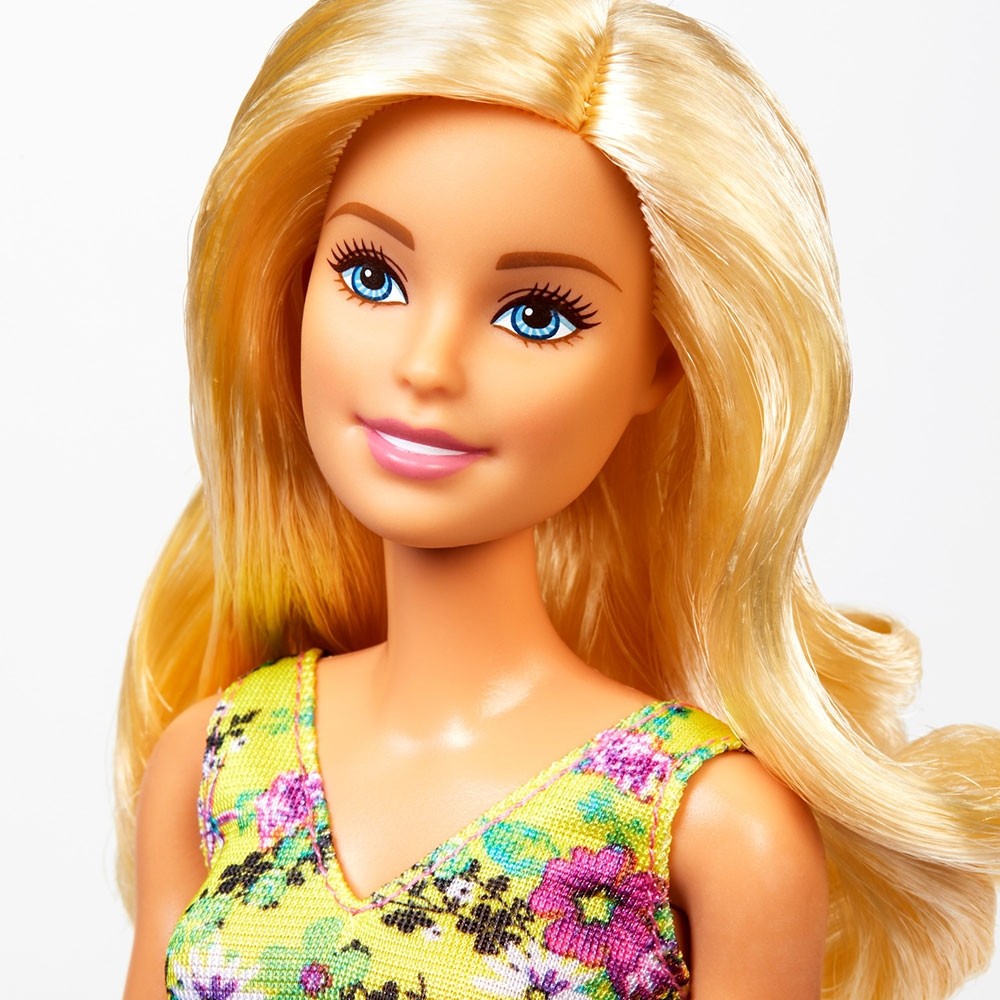 Set Barbie by Mattel Fashion and Beauty Dulap cu haine si papusa image 10