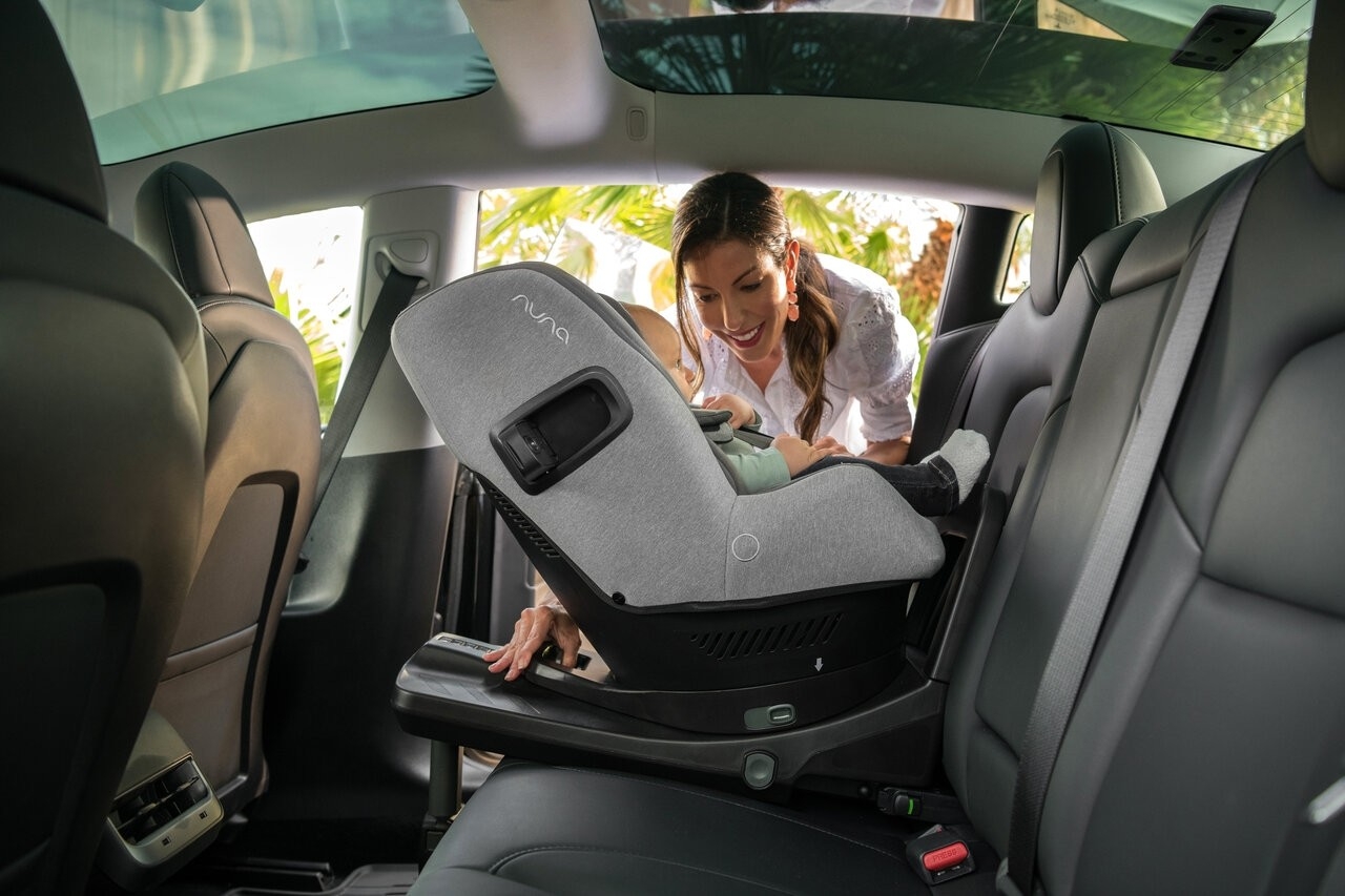 Nuna - Scaun auto i-Size PRYM Caviar, 40 - 105 cm image 1