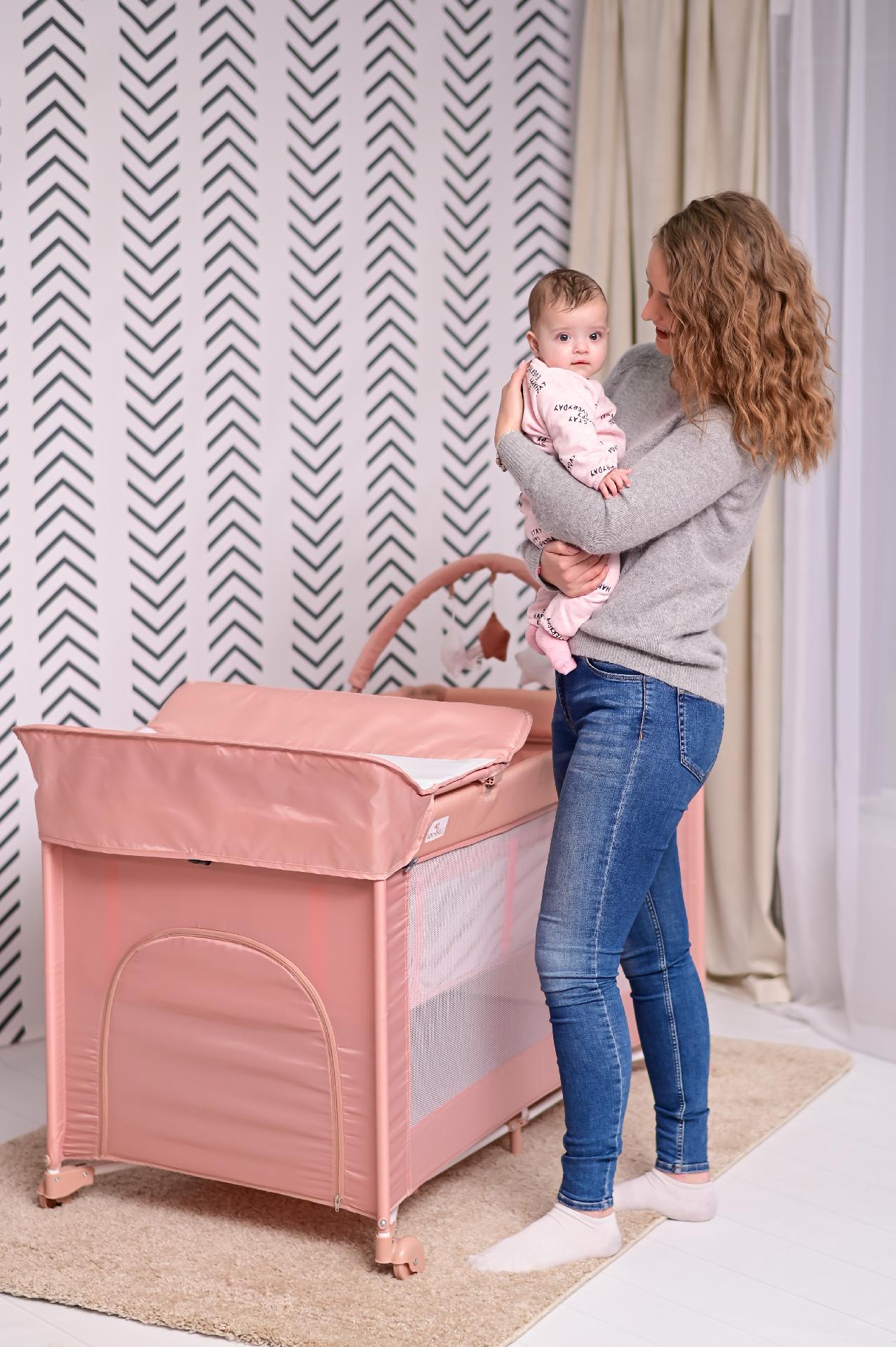 Patut pliabil Torino Plus, 2 nivele cu accesorii, Misty Rose
