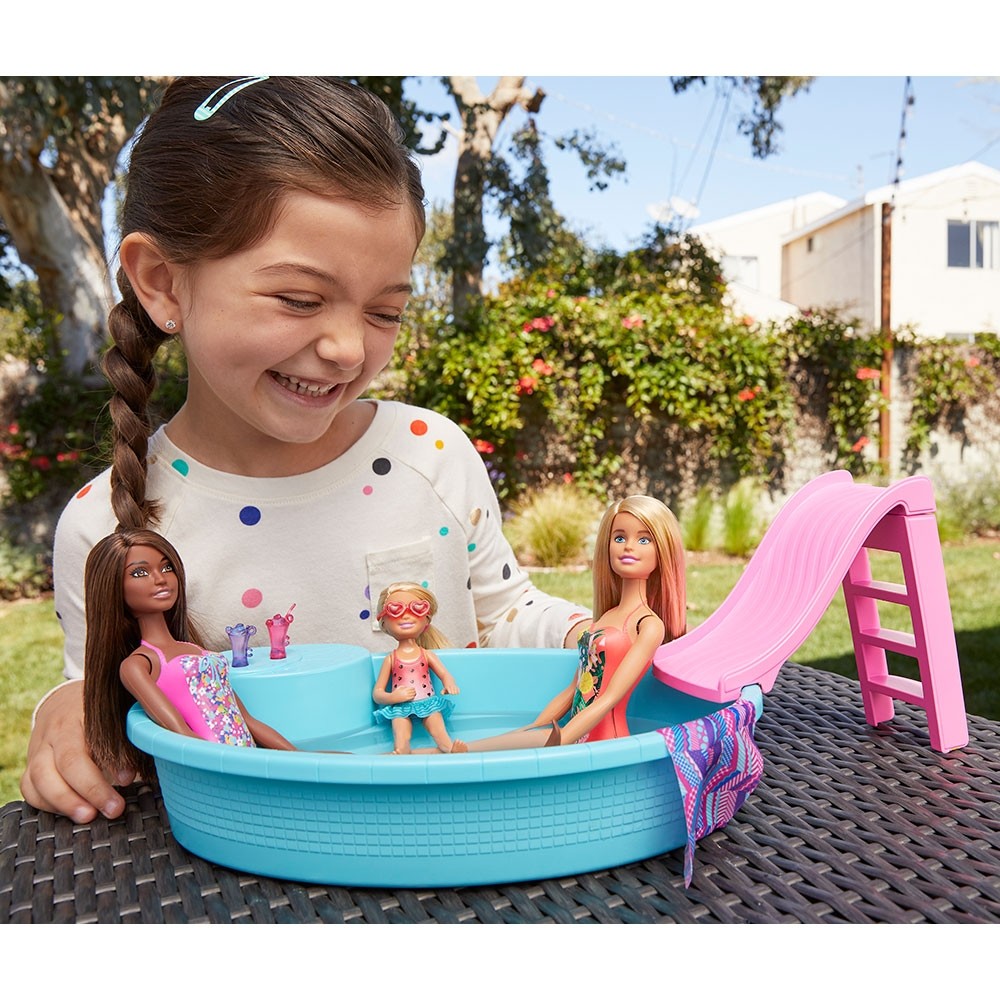 Set Barbie by Mattel Fashion and Beauty Piscina si papusa image 2
