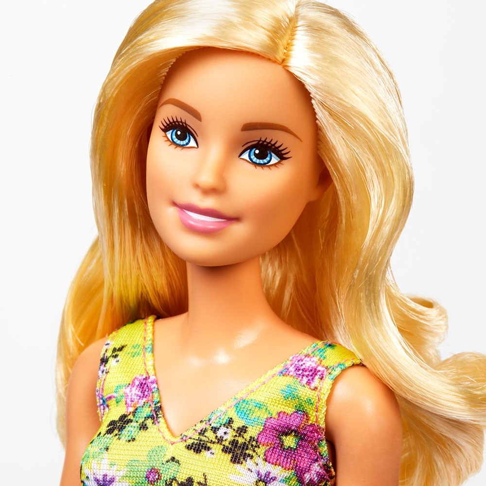 Set Barbie by Mattel Fashion and Beauty Dulap cu haine si papusa image 10