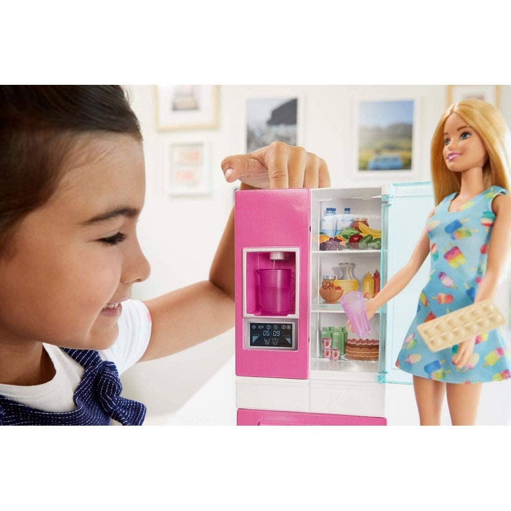 Set Barbie by Mattel Estate frigider cu papusa si accesorii image 4