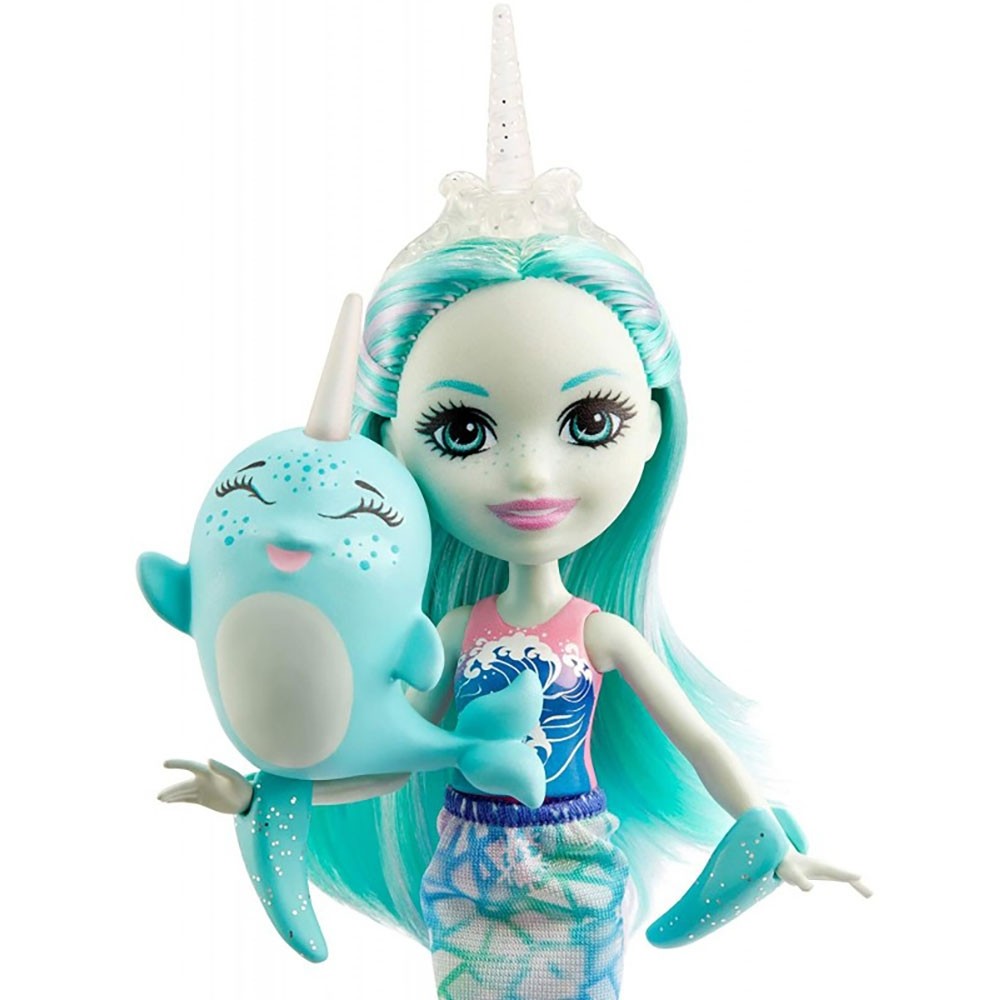 Papusa Enchantimals by Mattel Naddie Narwhal cu figurina Sword image 6