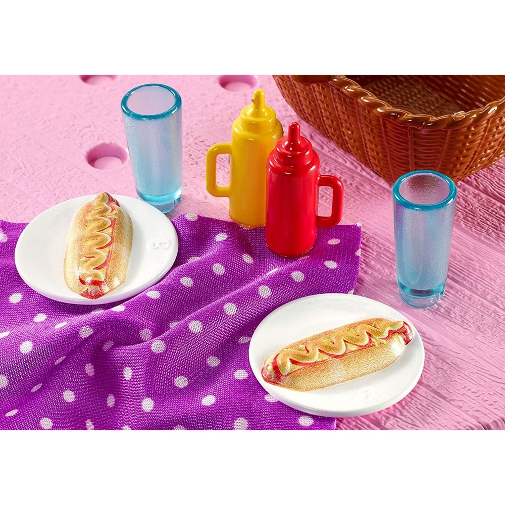 Set Barbie by Mattel Masa de picnic cu accesorii image 2