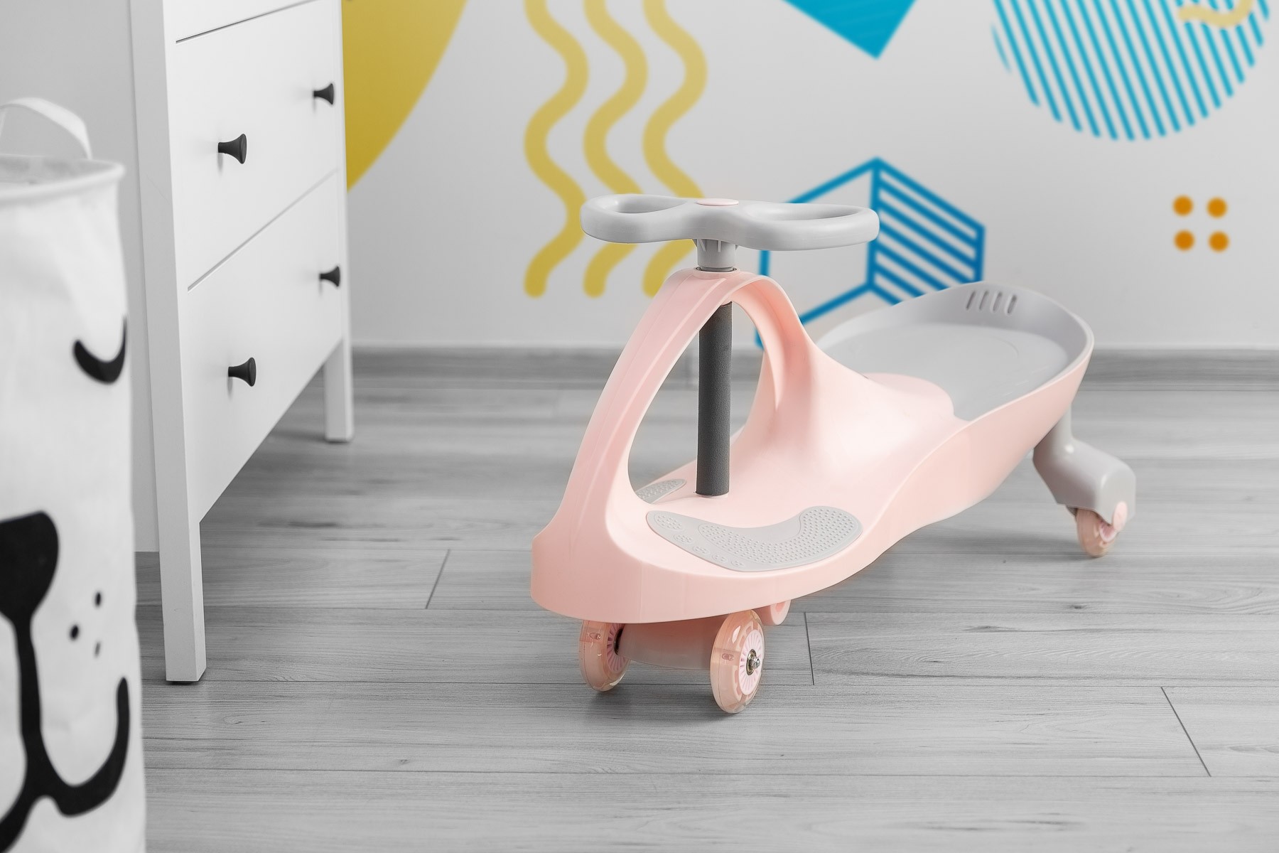 Vehicul fara pedale pentru copii Toyz SPINNER Pink image 2