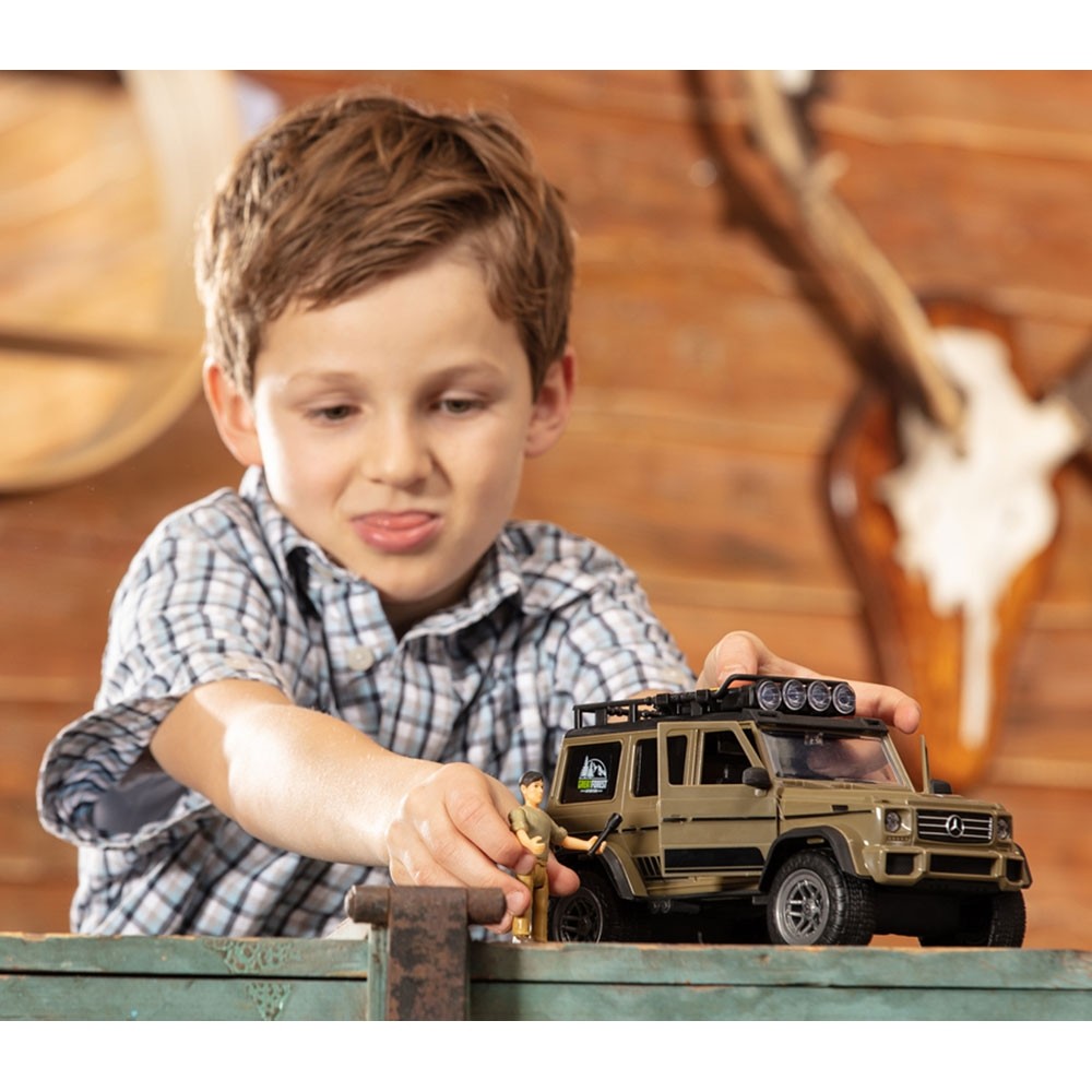 Masina Dickie Toys Playlife Ranger Set cu masina Mercedes-Benz AMG 500 4x4, figurina si accesorii image 7