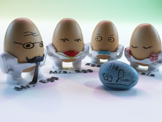 Familia Ou, suporturi din plastic pentru oua de paste