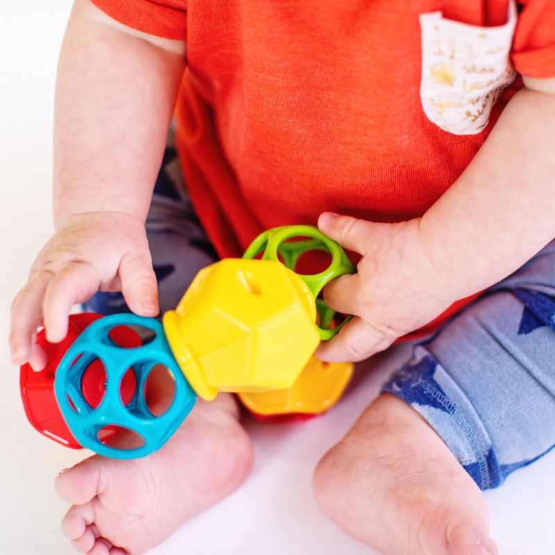 Bright Starts - Jucarie Clicky Twister™ Easy-Grasp Rattle Oball image 7