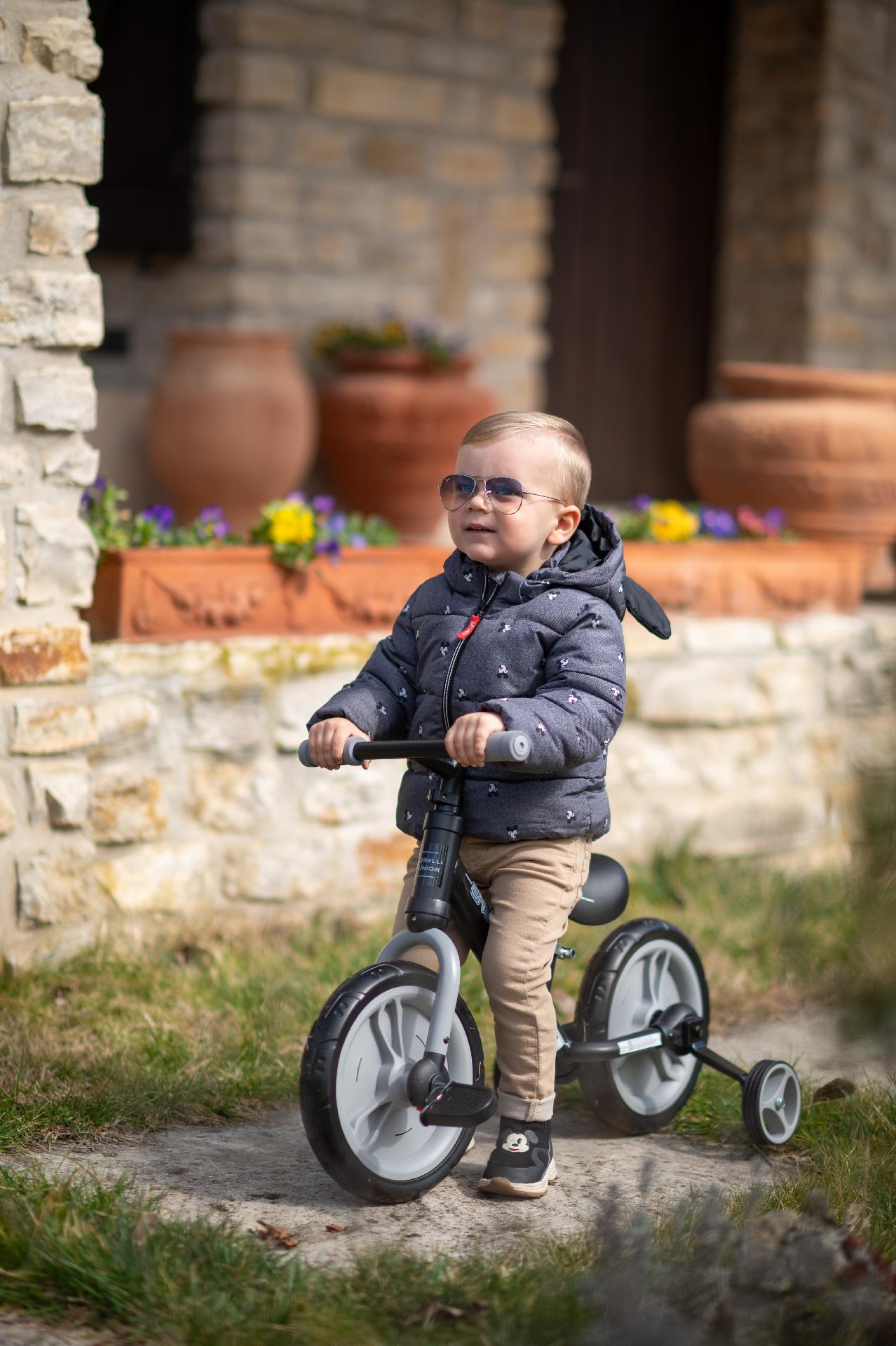 Bicicleta Energy, cu pedale si roti ajutatoare, Black & Pink