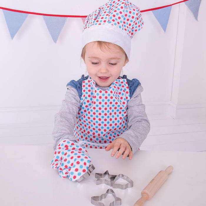 Set sortulet si accesorii alb cu buline image 3