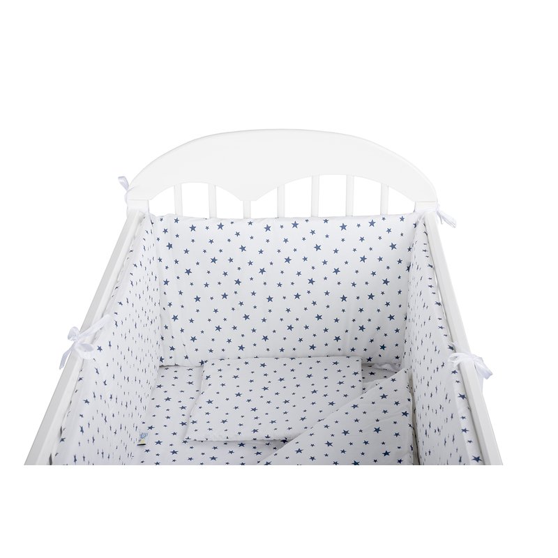 BabyNeeds - Lenjerie patut 5 piese, Cu doua protectii laterale, Pernuta, Plapumioara, Cearceaf, Din bumbac, Pentru patut 120x60 cm, Alb cu stelute albastre image 5