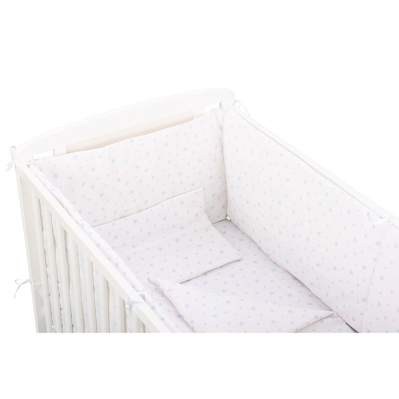 BabyNeeds - Lenjerie patut 5 piese, Cu doua protectii laterale, Pernuta, Plapumioara, Cearceaf, Din bumbac, Pentru patut 120x60 cm, Alb cu stelute albastru deschis image 6