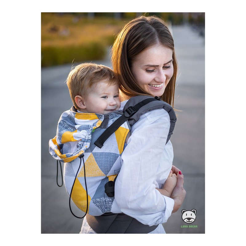 Luna Dream - Marsupiu ergonomic 2 in 1, Yellow Triangles image 2